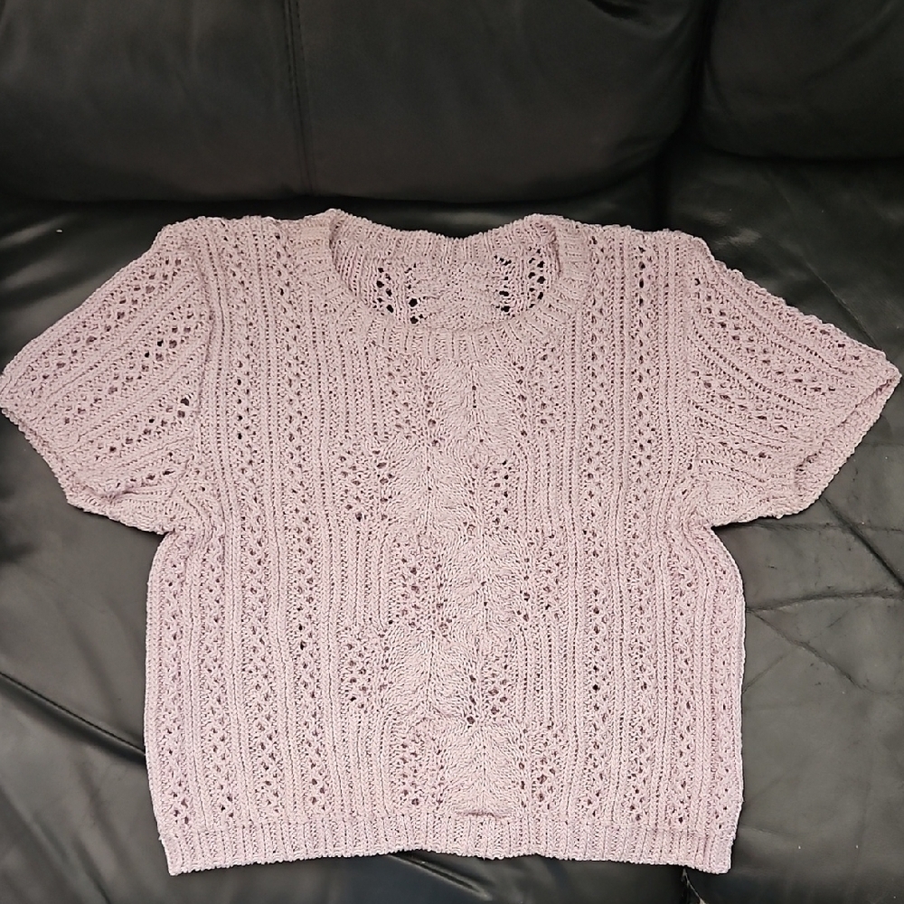 Vintage Sz Small Hand Woven Lavender Short Sleeve Intricate Knit Top Crew Neck